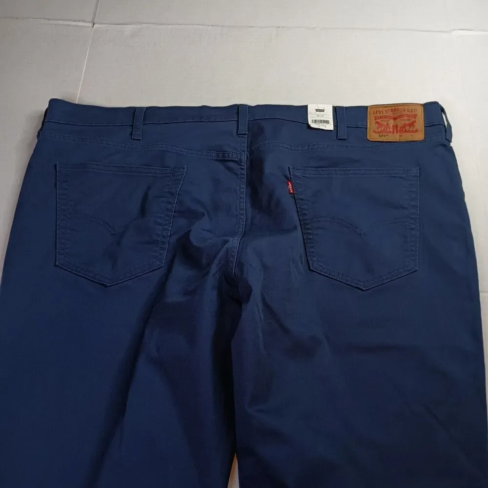 Levi's 541 Jeans Men's 48x29 Blue Athletic Taper Fit Stretch‎ Sits At Waist